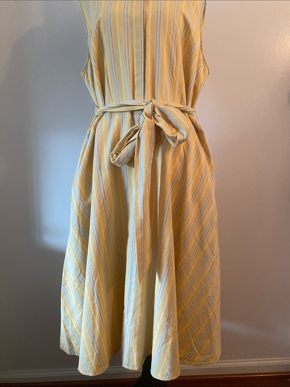 Ann Taylor factory sleeveless size 16 dress - Picture 4 of 9